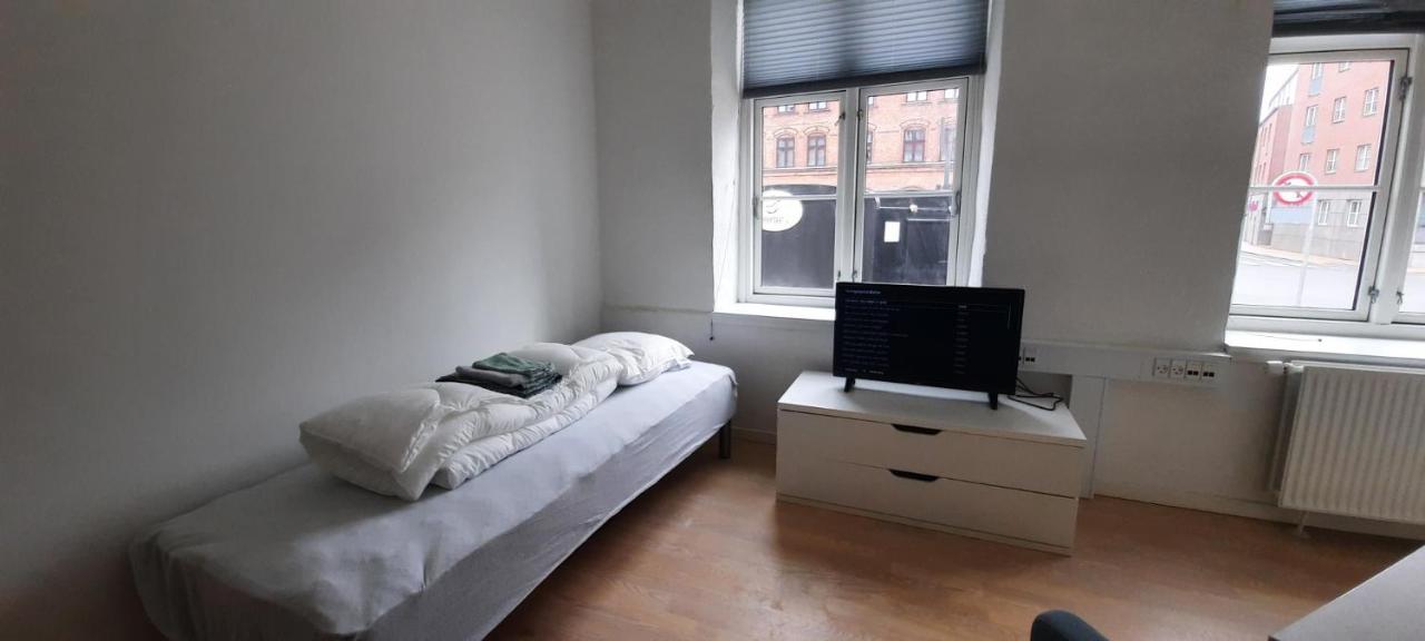 Private Room In A Shared Apartment Οντένσε Εξωτερικό φωτογραφία