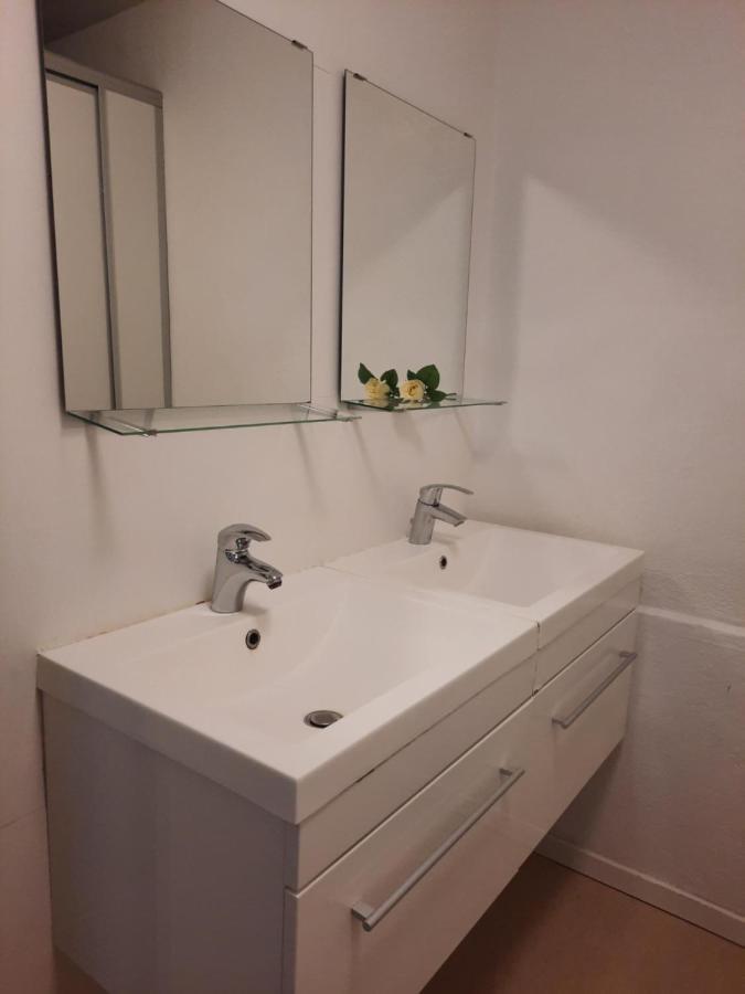 Private Room In A Shared Apartment Οντένσε Εξωτερικό φωτογραφία